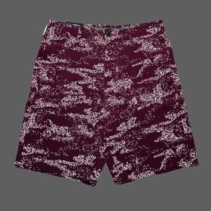 Under Armour Drive Printed Golf Shorts Burgundy 30 NWT